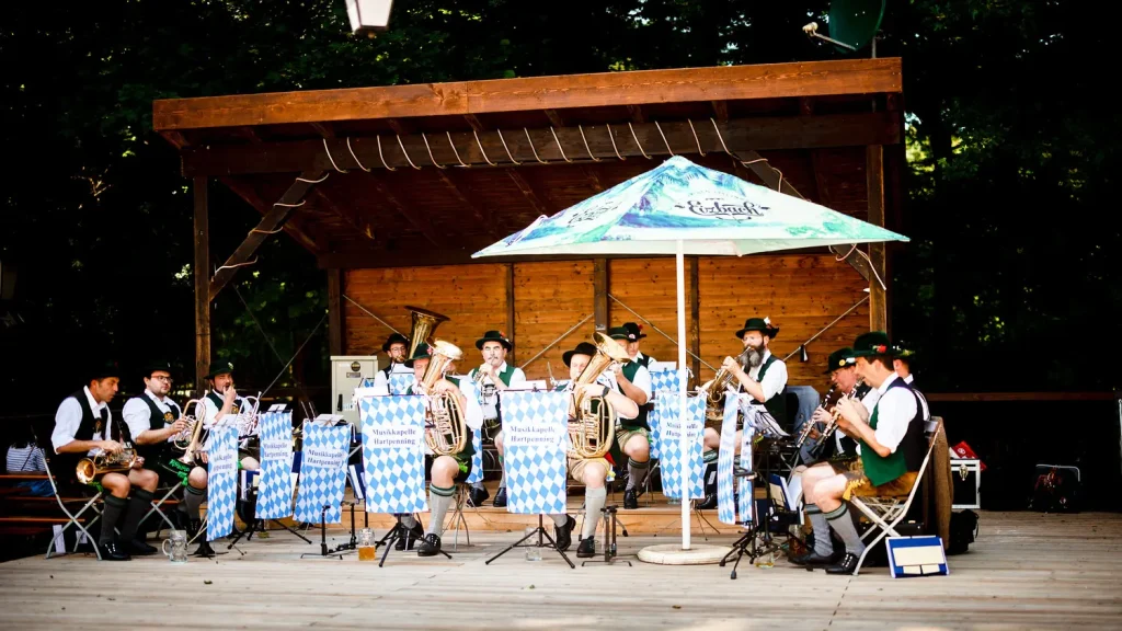 Musikkapelle in der Hirschau