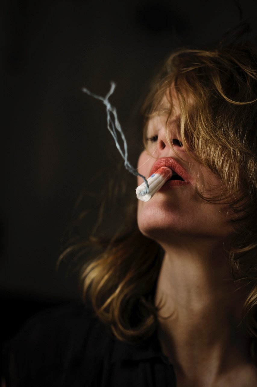 035046_589087c20a4f84680acbeadd16da8b5042e12ea5_salzberg-martina-obsession-iv-54-x-44-cmfotoserie-mit-fotograf-hans-mitterer.webp