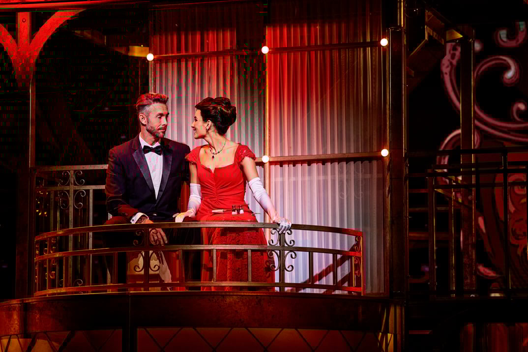 021727_ae3ab37fa8c02f0c6cbb48c77ab3deb3a83a1a08_pretty-woman-das-musical-bild-05-credit-william-rutten.webp