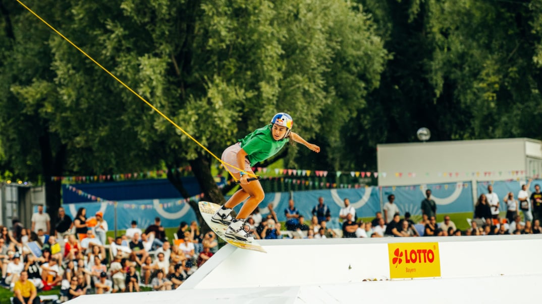 074810_5aff67c5c8398bd7ddb828aca54eb0003077c0ea_munich-mash-2025-wakeboard.webp