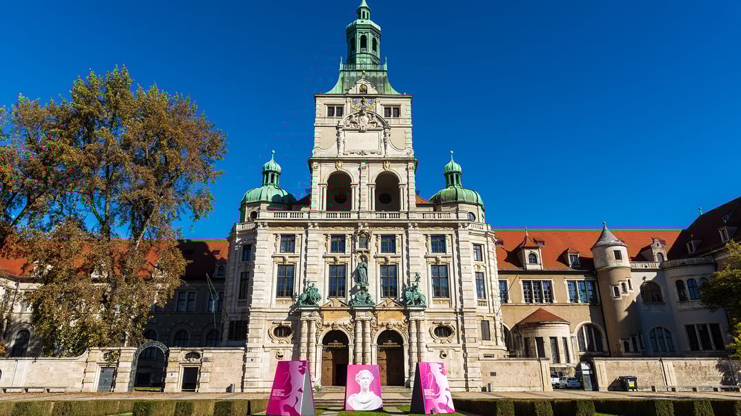 044354_d21134921a2c4c13c320c85f5d0de5208e274d9b_bayerisches-nationalmuseum-muenchen.webp