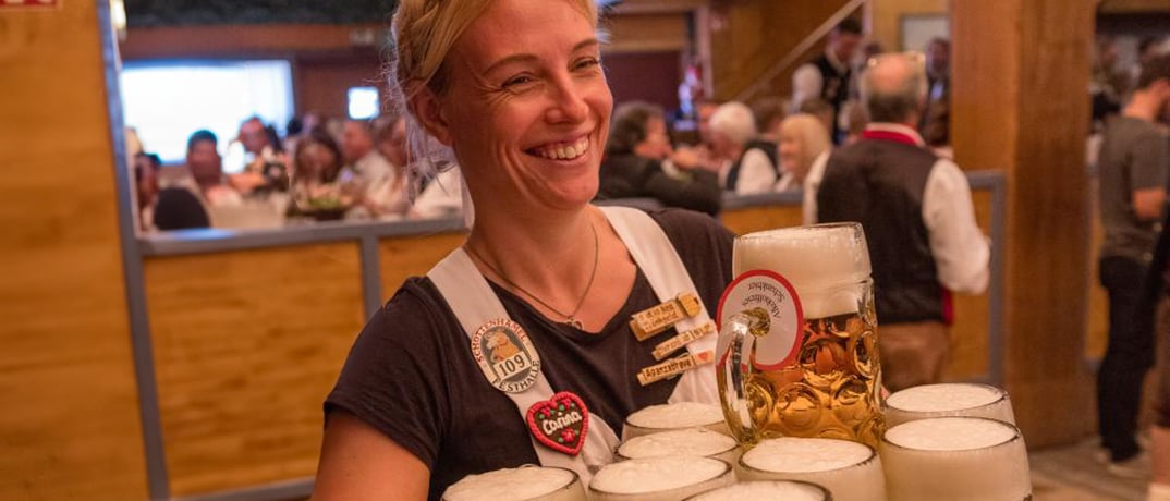 081057_6e23d8860b333a8ee91b40fa1c3e83a9ec9f1a2f_ozapftis-antich-wiesn-2.webp