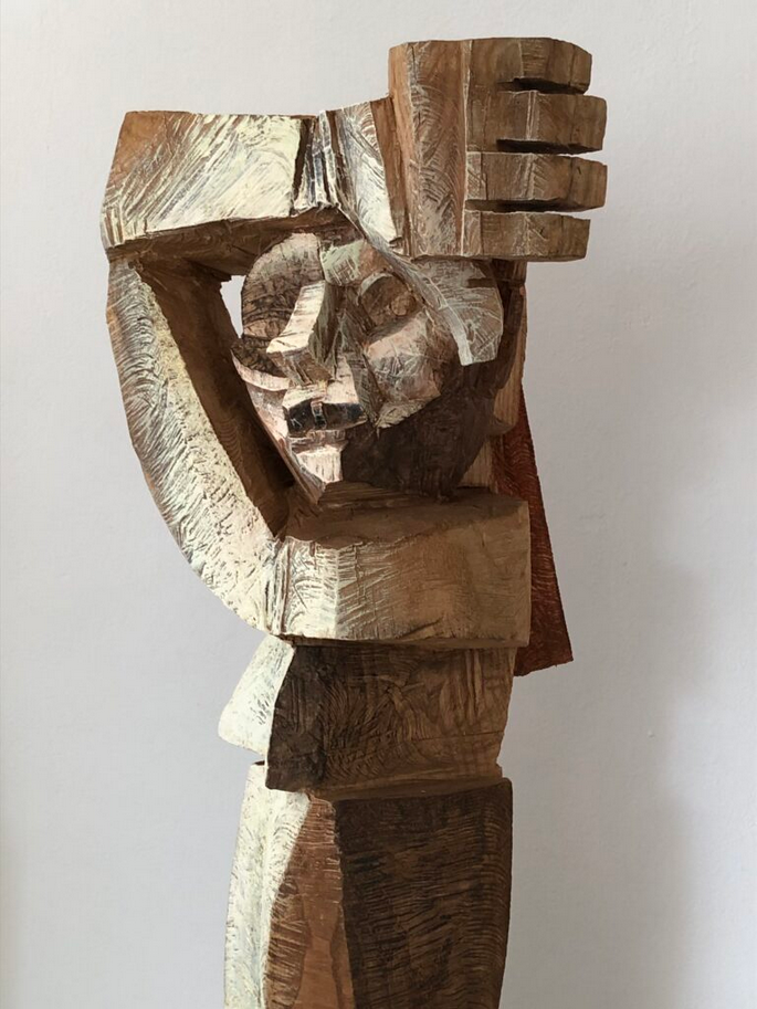 065353_4fd2d056dcde4b3d28a0e65048a653e8f1dab6ae_peter-kobierski-2024-skulptur-holz.webp