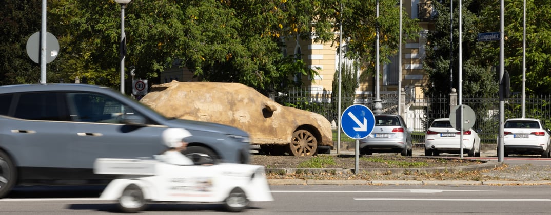 085211_f7df7b421f447e0afb3090b3ff6a699a88a7ab13_public-art-f-koebberling.webp