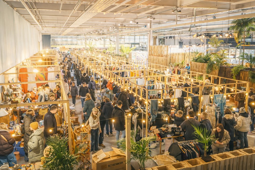 121721_4c09d02bdbc2750e0170ec04b022d704b1e60ecb_midnightbazar-flohmarkt-c-midnightbazar.webp