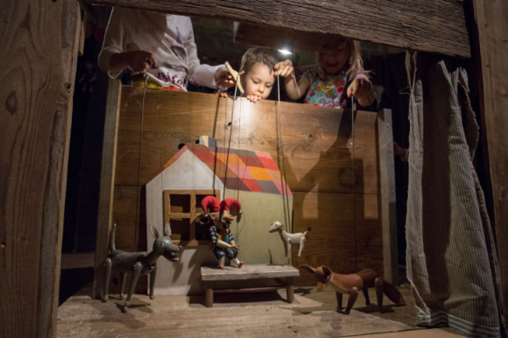 061944_b717e945e70fd3f487fde397b79c9287b423d7bb_imaginarium-puppen.webp