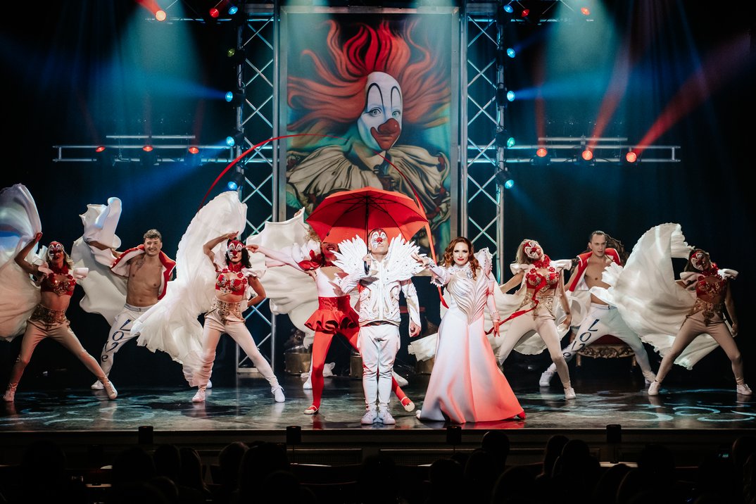 094254_b7a7b810567e69b1ccadaeb4a0cf8fd7b271a046_gop-circus-c-michelle-hauser-mhgrafie-4.webp